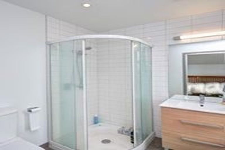 Photo of property in 203 Leith Street, North Dunedin, Dunedin, 9016