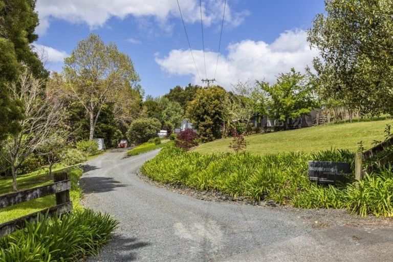 Photo of property in 30 Muncaster Road, Snells Beach, 0920
