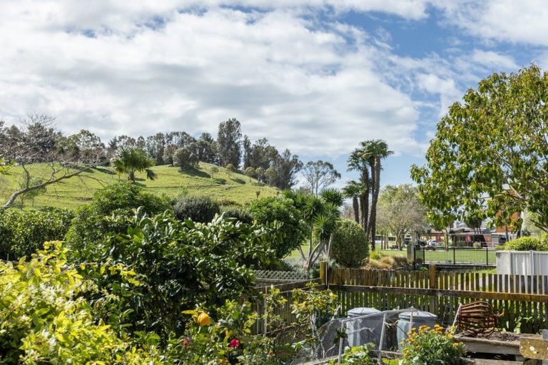 Photo of property in 30 Pukekura Place, Taradale, Napier, 4112