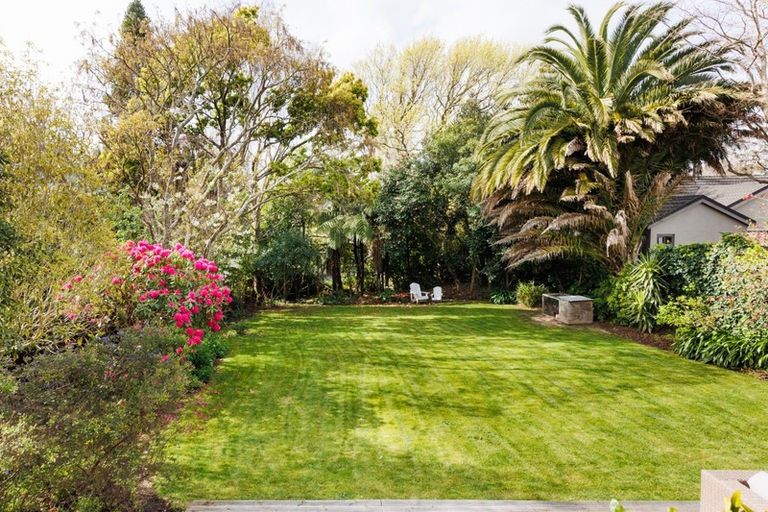 Photo of property in 73 Jickell Street, Hokowhitu, Palmerston North, 4410