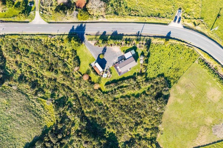 Photo of property in 667 Kaiwaka-mangawhai Road, Hakaru, Wellsford, 0975