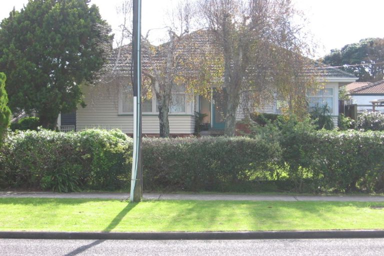 Photo of property in 32 Victoria Road, Papatoetoe, Auckland, 2025