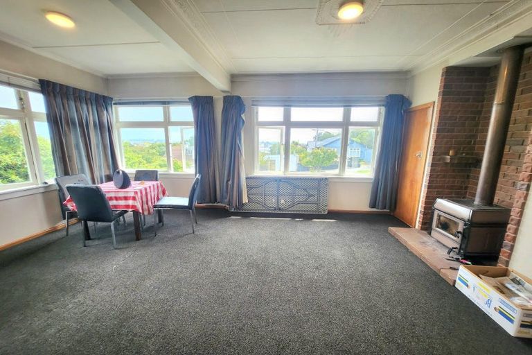 Photo of property in 69 Tamar Street, South Hill, Oamaru, 9400