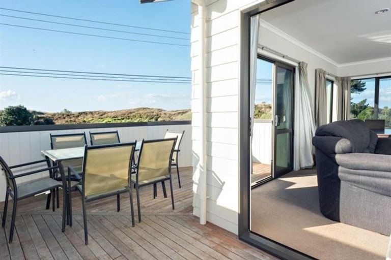 Photo of property in 276c Papamoa Beach Road, Papamoa Beach, Papamoa, 3118