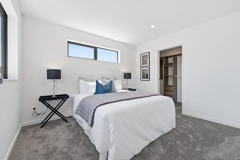 Photo of property in 7b September Place, Forrest Hill, Auckland, 0620
