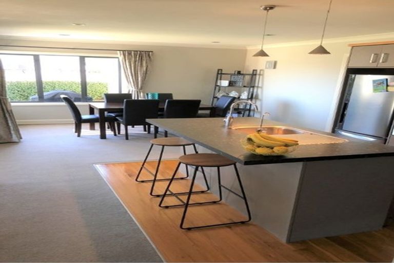 Photo of property in 43 Somerton Drive, Huntington, Hamilton, 3210