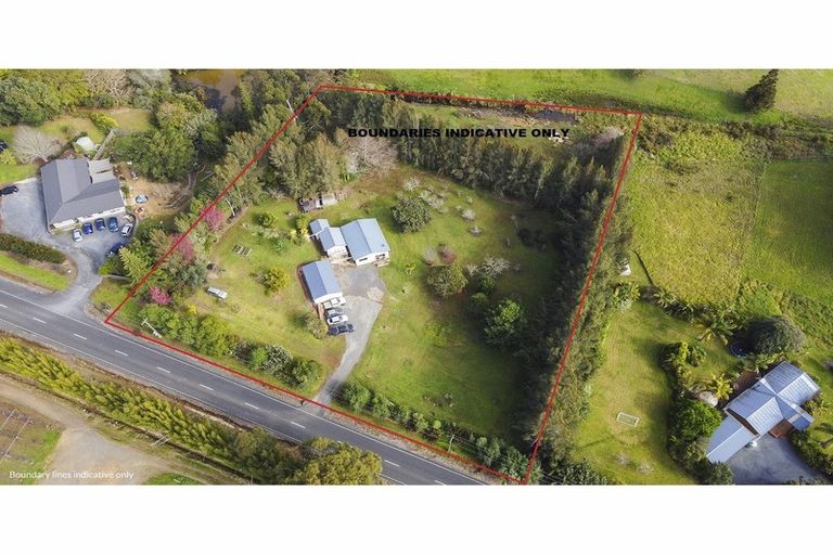 Photo of property in 37 Purerua Road, Kerikeri, 0294