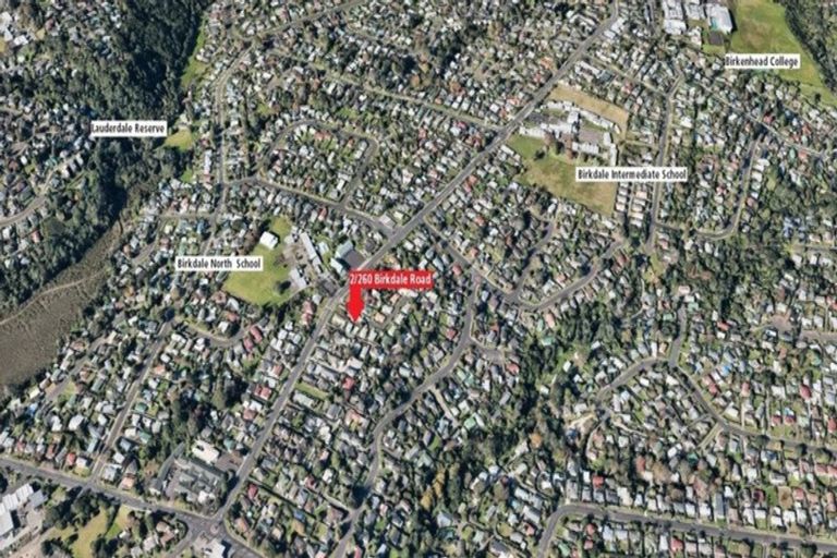 Photo of property in 2/260 Birkdale Road, Birkdale, Auckland, 0626