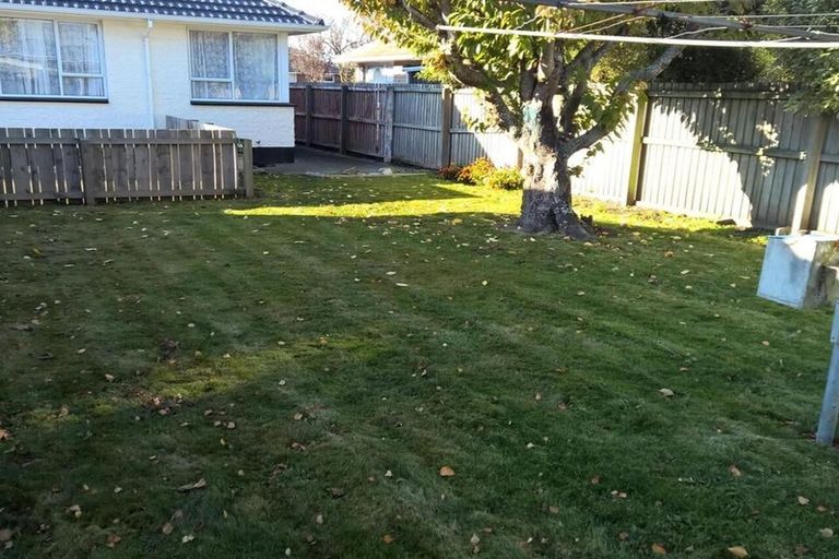 Photo of property in 37 Chedworth Avenue, Bishopdale, Christchurch, 8053