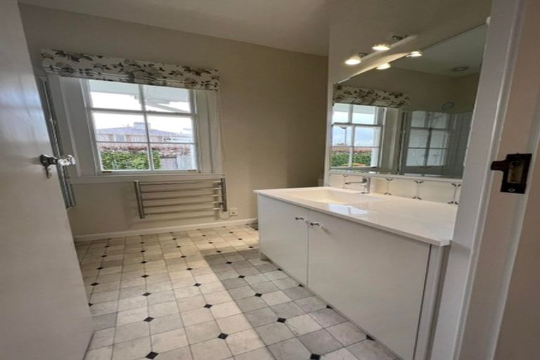 Photo of property in 13 Highgate Avenue, Merivale, Christchurch, 8014