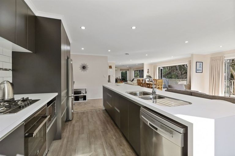 Photo of property in 11 Deptford Lane, Whitby, Porirua, 5024