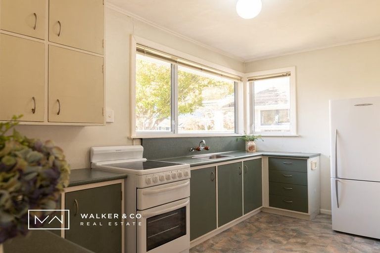 Photo of property in 10 Weka Grove, Elderslea, Upper Hutt, 5018