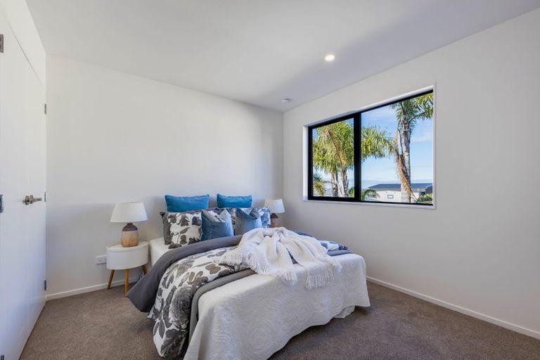 Photo of property in 44e Bruce Road, Glenfield, Auckland, 0629