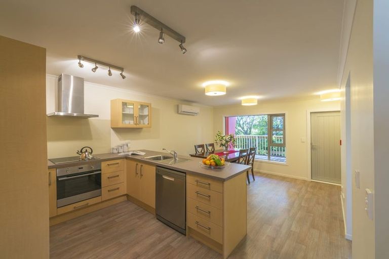 Photo of property in 29e Wai-iti Crescent, Woburn, Lower Hutt, 5010