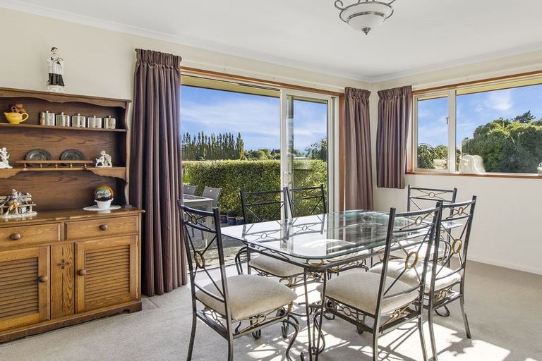 Photo of property in 17 Bond Street, Waimate, 7924