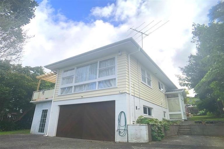 Photo of property in 7 Barlow Place, Chatswood, Auckland, 0626