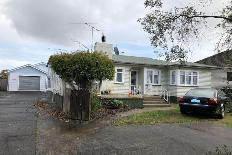 Photo of property in 1/30 Sturdee Road, Manurewa, Auckland, 2102