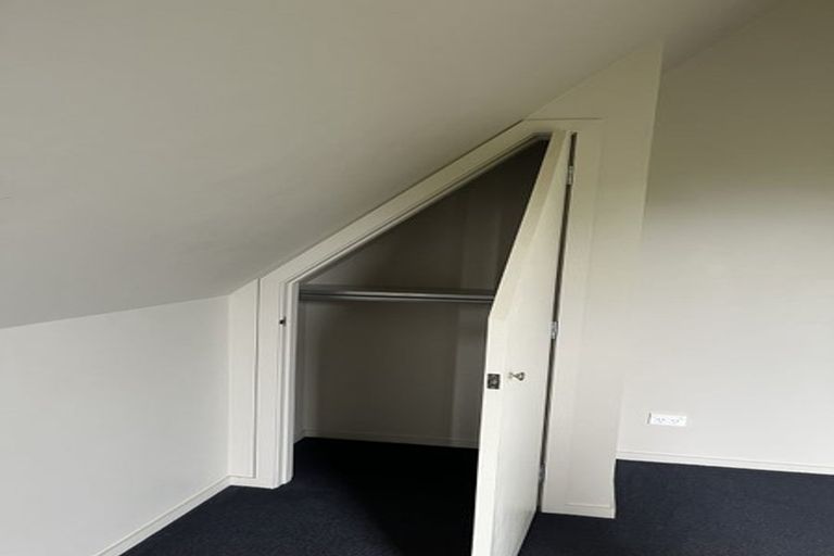 Photo of property in 15 Ruapehu Drive, Fitzherbert, Palmerston North, 4410