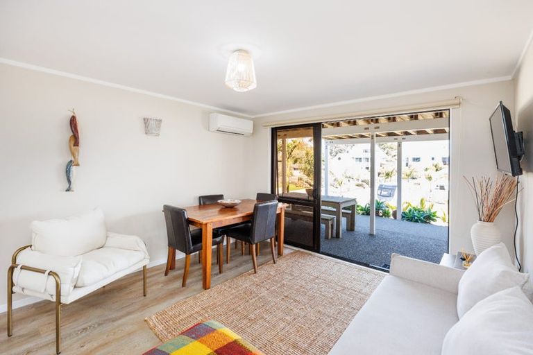 Photo of property in 8 Roore Street, Foxton Beach, Foxton, 4815