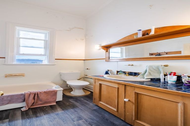 Photo of property in 74 London Street, Dunedin Central, Dunedin, 9016