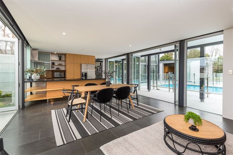 Photo of property in 37 Clifford Avenue, Merivale, Christchurch, 8014