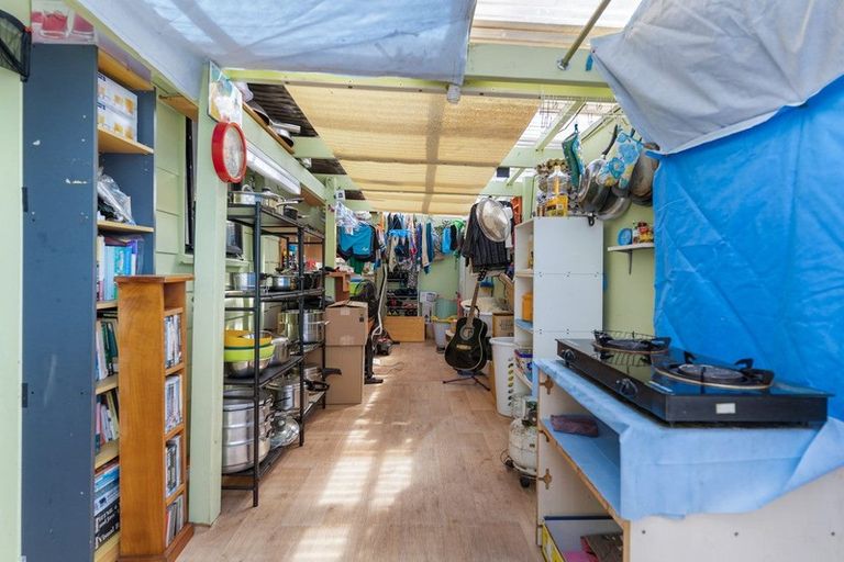 Photo of property in 54 Valiant Street, Mangere, Auckland, 2022