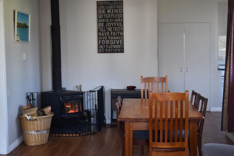 Photo of property in 9 Frederick Street, Carterton, 5713