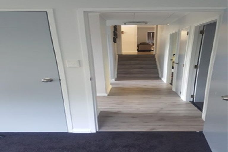 Photo of property in 109 Tirimoana Road, Te Atatu South, Auckland, 0602