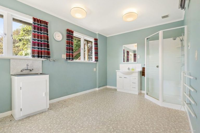 Photo of property in 130 Mairangi Road, Wilton, Wellington, 6012