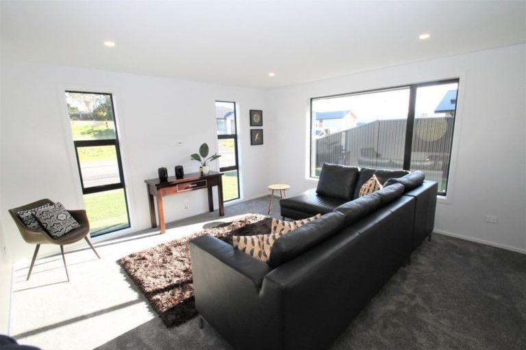 Photo of property in 38 Owhiro Avenue, Mosgiel, 9024