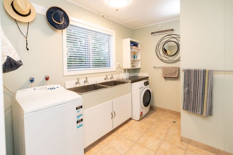 Photo of property in 39a Wharemauku Road, Raumati Beach, Paraparaumu, 5032