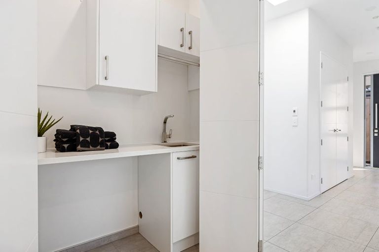 Photo of property in 175a Cashmere Road, Hoon Hay, Christchurch, 8025