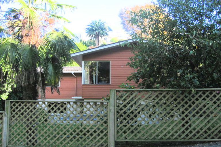 Photo of property in 14 Priestley Road, Bluff Hill, Napier, 4110