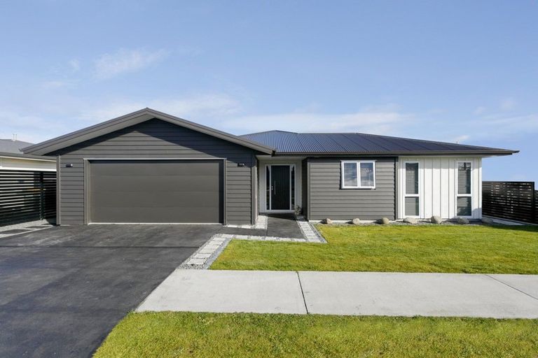Photo of property in 27 Noumea Drive, Rangatira Park, Taupo, 3330