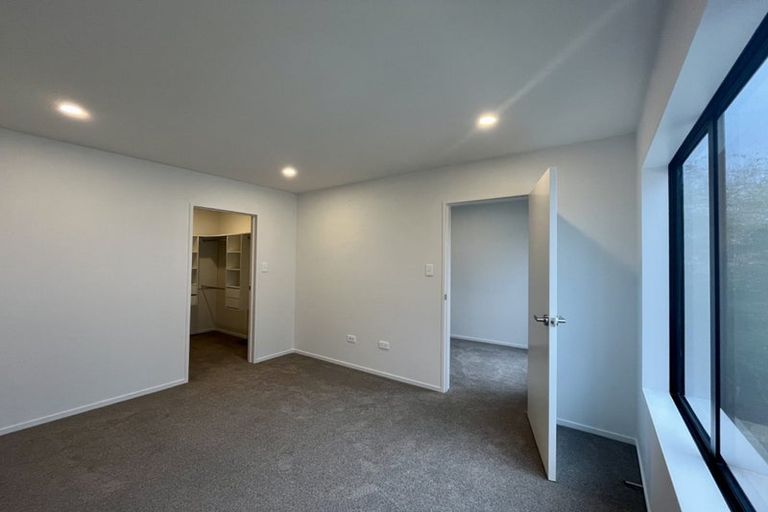 Photo of property in 8 Elegant Lane, Ranui, Auckland, 0612