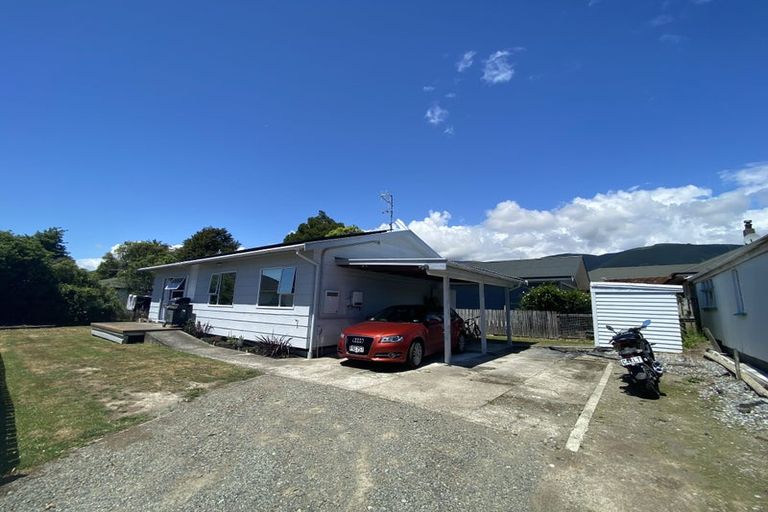 Photo of property in 1/39 Nikau Street, Stoke, Nelson, 7011