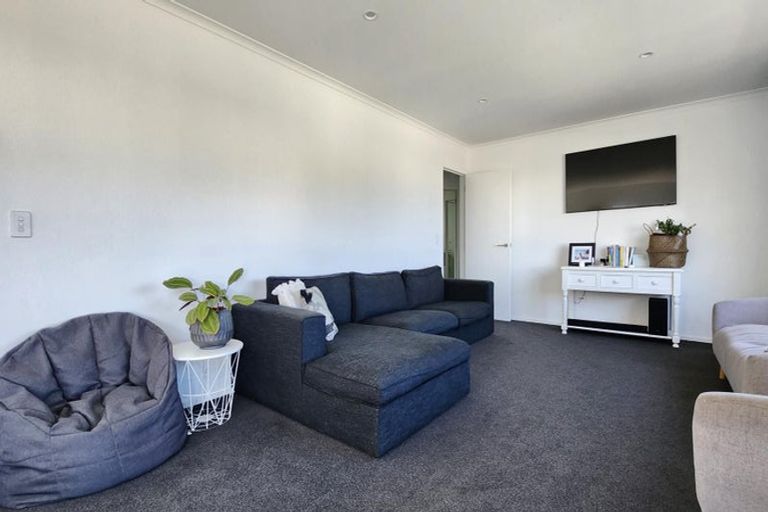 Photo of property in 4b Rahui Street, Strathmore Park, Wellington, 6022