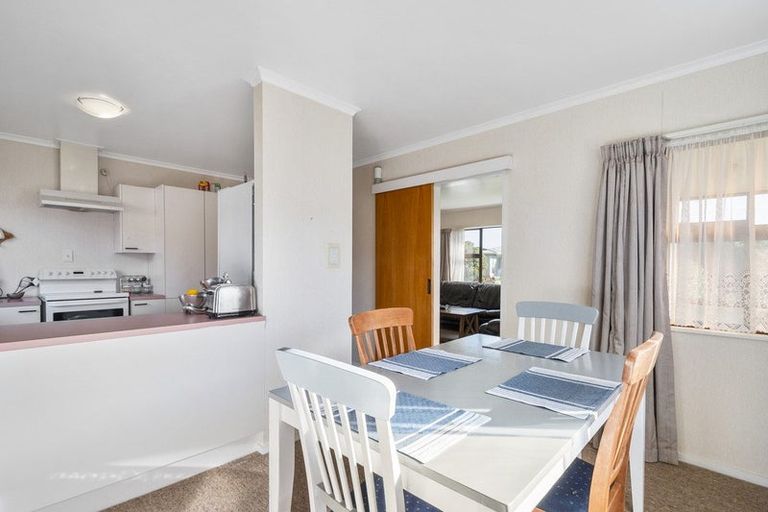 Photo of property in 55b Chatsworth Place, Highbury, Palmerston North, 4412