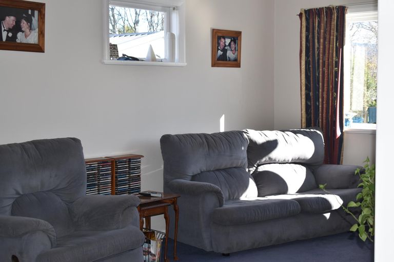 Photo of property in 9 Frederick Street, Carterton, 5713