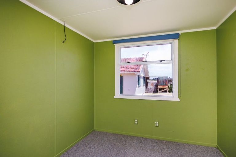 Photo of property in 1941 Parewanui Road, Parewanui, Bulls, 4894