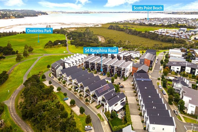 Photo of property in 54 Rangihina Road, Hobsonville, Auckland, 0616