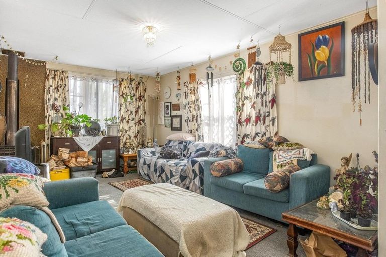 Photo of property in 108 Arahura Crescent, Waitangirua, Porirua, 5024