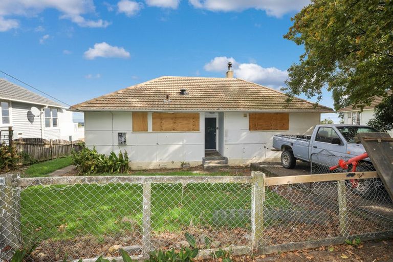 Photo of property in 105 Currie Street, Thames, 3500