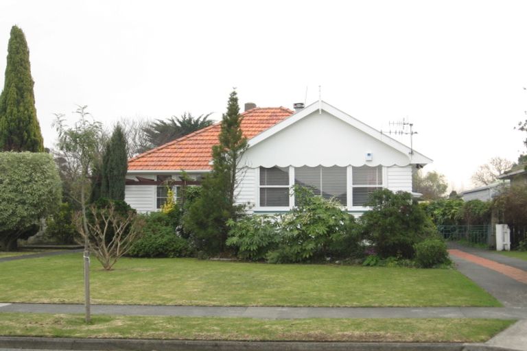 Photo of property in 27 Ward Crescent, Marewa, Napier, 4110