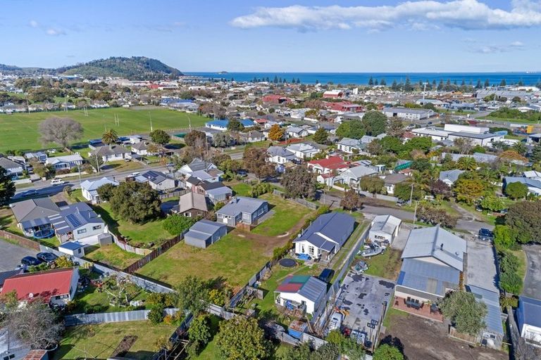 Photo of property in 1 Lyndhurst Street, Awapuni, Gisborne, 4010