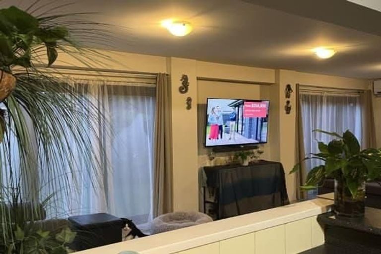 Photo of property in 159 Vaughans Road, Okura, Albany, 0792