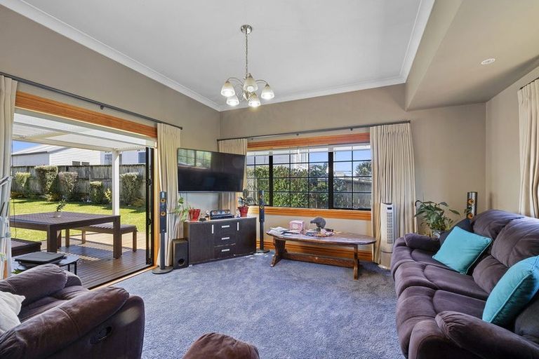 Photo of property in 7c Kapui Place, Waitara, 4320
