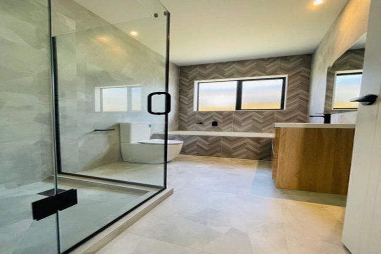 Photo of property in 27 Huringa Road, Karaka, Papakura, 2113