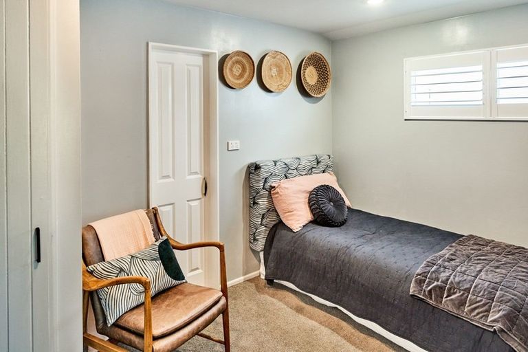 Photo of property in 120a Motuhara Road, Plimmerton, Porirua, 5026