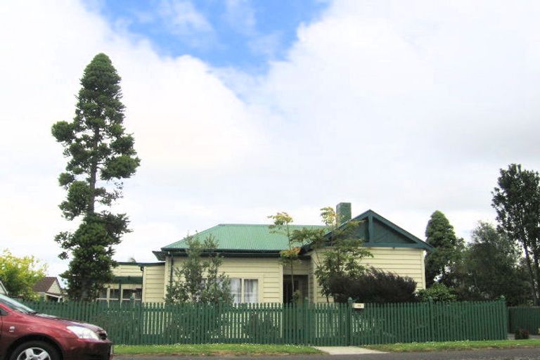 Photo of property in 3/56 West Street, Pukekohe, 2120